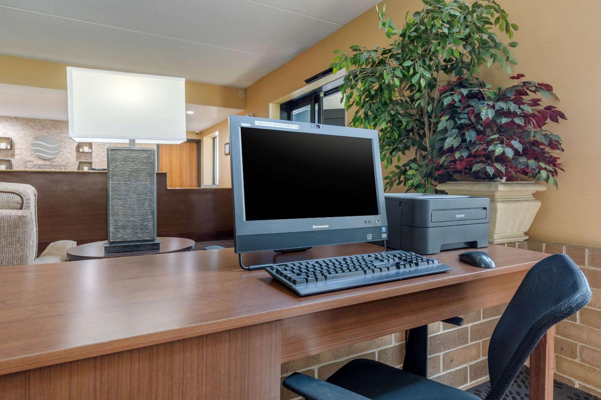 Suburban Studios Arlington Heights Elk Grove Экстерьер фото